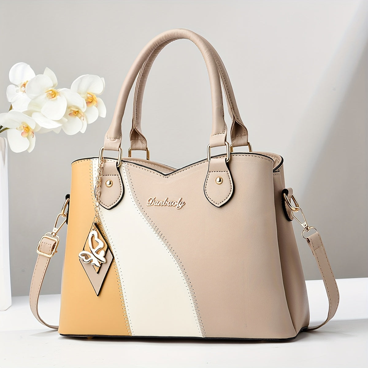 Wo 's Casual Geometric Two-Tone Large Capacity Handbag with Adjustable Strap, Detachable Wristlet & Zipper Closure - in Khaki/White/Pink/Red/Green/Black, Travel Accessory, Stylish Accessory, Durable Construction, Spacious