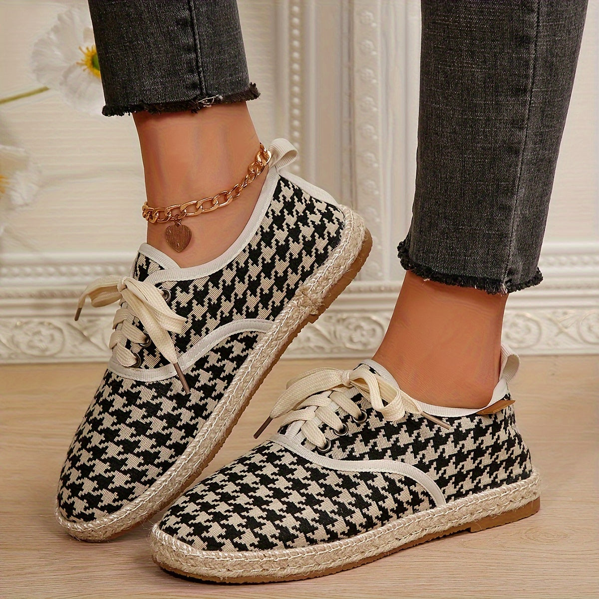 Women's Casual Solid Color Lace-Up Flats with Plain Toe, Lightweight Fabric Upper and Lining, TPR Sole, Versatile All-Season Comfort Shoes - Taizhou Origin