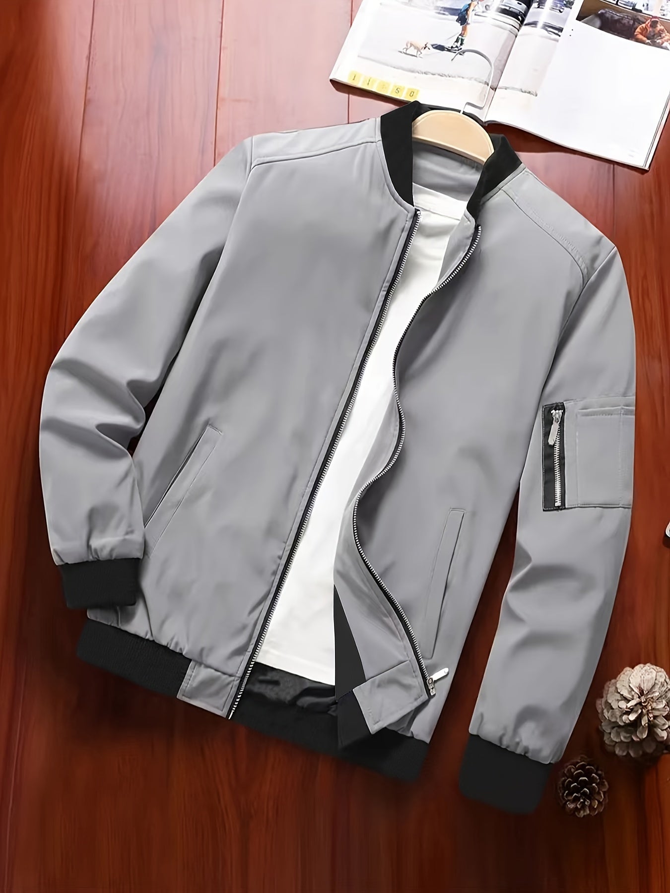 Men'S Stylish Black Sports Casual Jacket - Lightweight Bomber with Zipper Pockets, Front Zipper Panel, and Ribbed Cuffs - Perfect for Outdoor Activities, Running, and Casual Attire