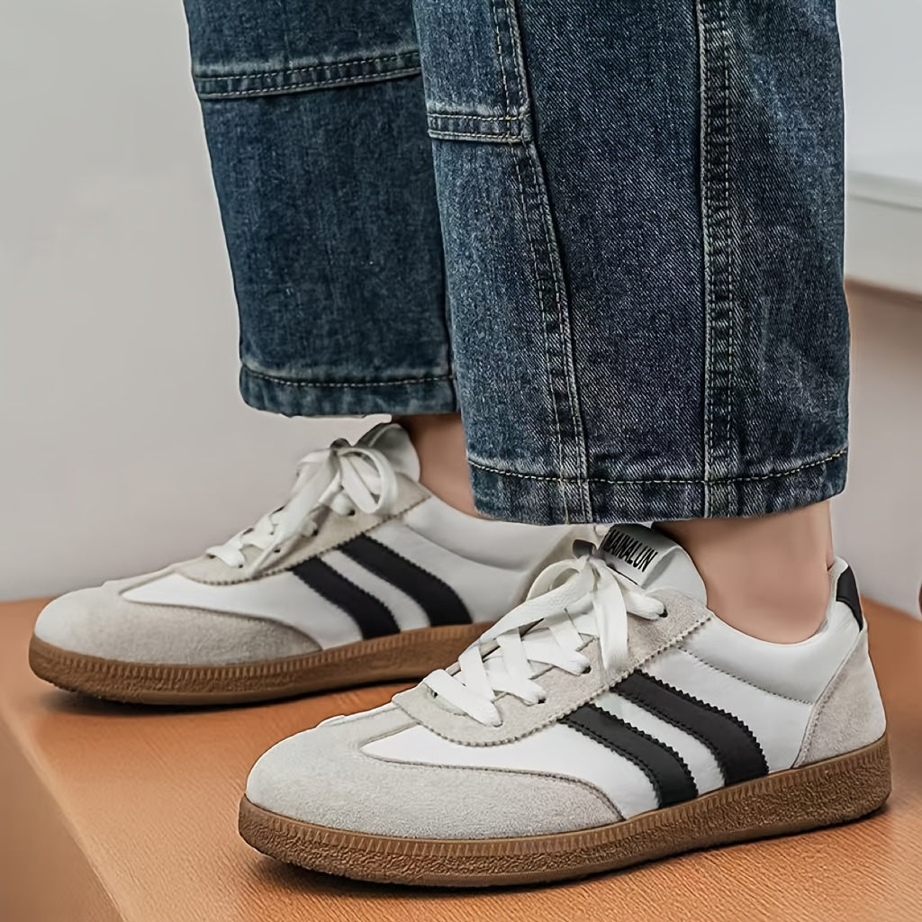 Men's Lightweight Casual Sports Shoes with Comfortable Fit