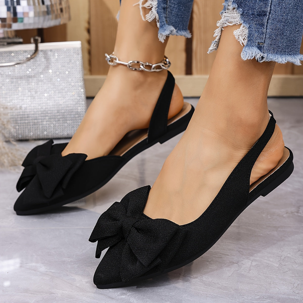 Women's Fashion Bow-Knot Flat Sandals, Casual Versatile Slip-Ons with Pointed Toe, Fabric Upper and Rubber Sole for All Seasons, Ladies Sandals
