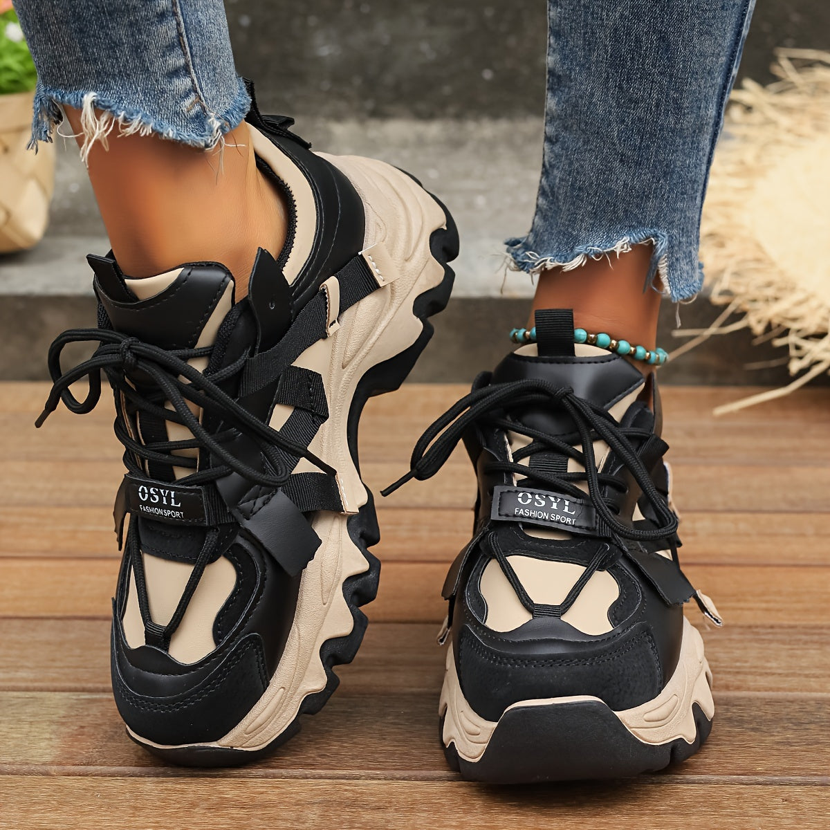 Women's Platform Sports Shoes, Two Tone Lace Up Height Increasing Chunky Sneakers, All-Match Walking Trainers