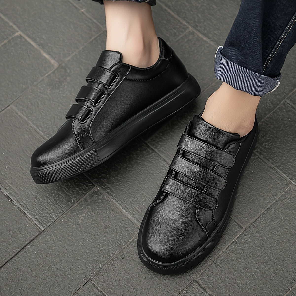 Men's Trendy White Skate Shoes with Hook-and-loop Fastener Closure, Lightweight & Comfortable Casual Sneakers for Casual Attire, Flat Sole, PU Upper, EVA Sole, Fabric Lining, Perfect for Running, Walking, and Street Style