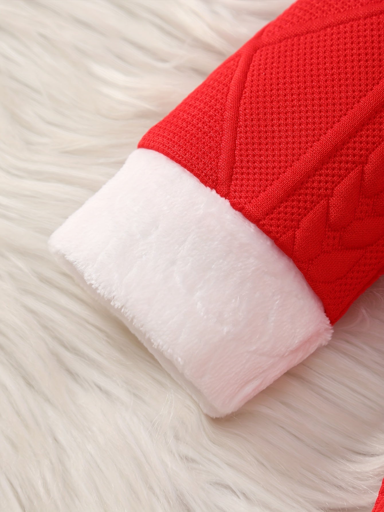 1 հատ նորաձև, միակուրծք, ժապավենաձև, սպիտակ օձիքով զգեստ աղջիկների համար, կարմիր Սուրբ Ծննդյան և Նոր տարվա մանկական հանդերձանք