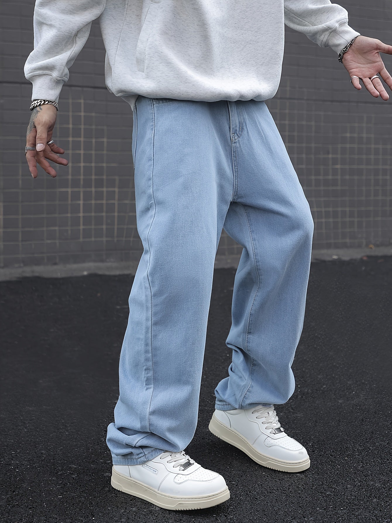 Men's Loose Solid Denim Pants With Pockets, Causal Cotton Blend Jeans For Outdoor Activities