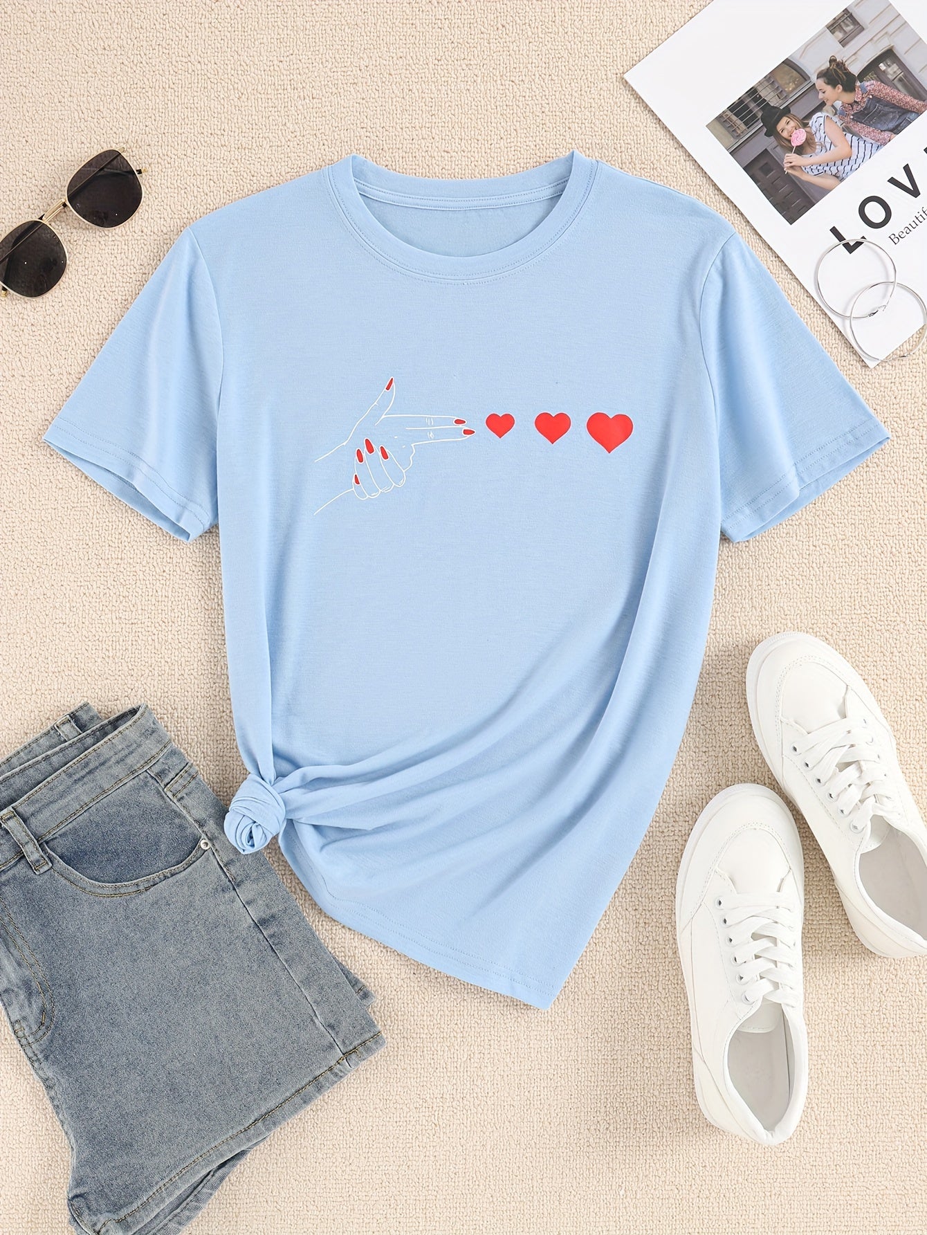 Women's Casual Athletic T-Shirt, Graphic Heart Print, Short Sleeve, Round Neck, Summer & Spring Fashion