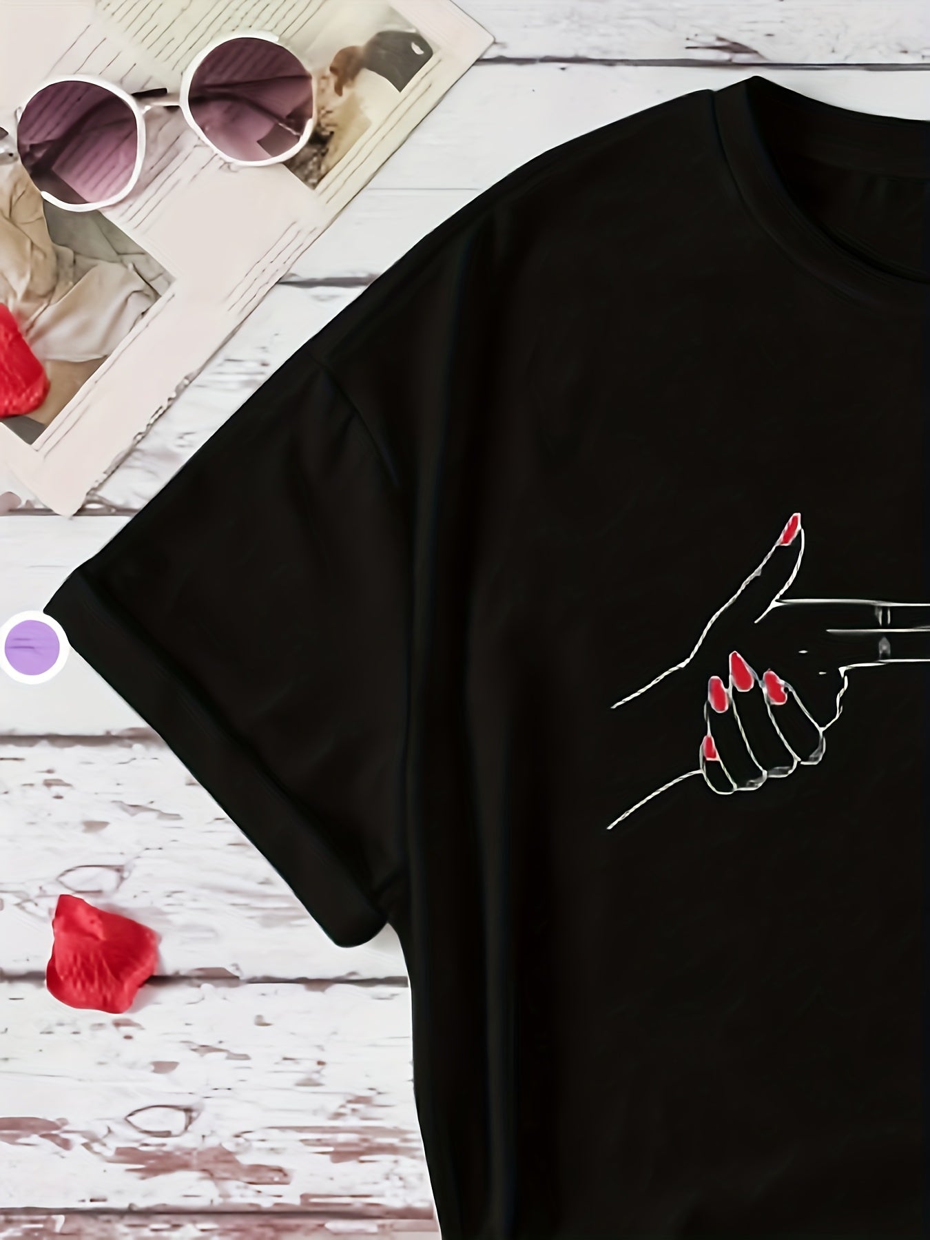 Women's Casual Athletic T-Shirt, Graphic Heart Print, Short Sleeve, Round Neck, Summer & Spring Fashion