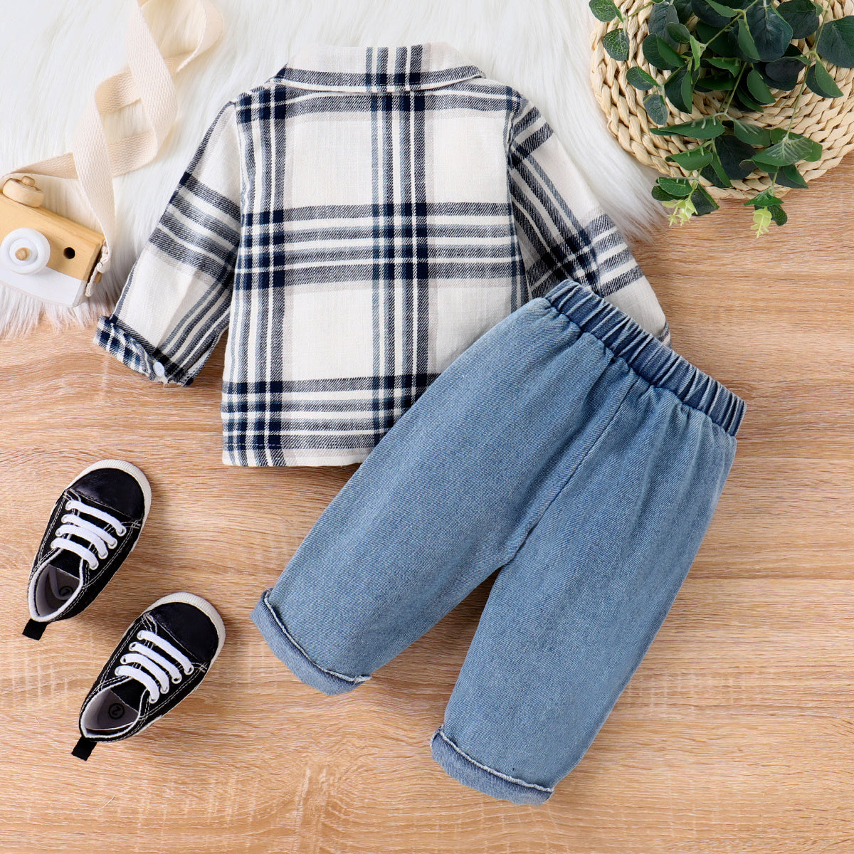 PatPat 2pcs Baby Boy Casual Patch Pocket Plaid Long-sleeve Lapel Collar Shirt and Jeans/Denim Pants Set For Spring & Autumn/Fall