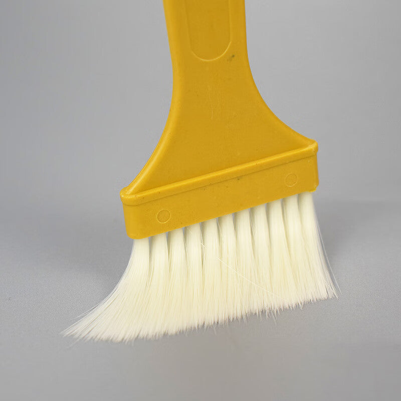 Festive Kitchen Oil Brush - Heat Resistant, Durable Plastic, Perfect for Grilling And Baking