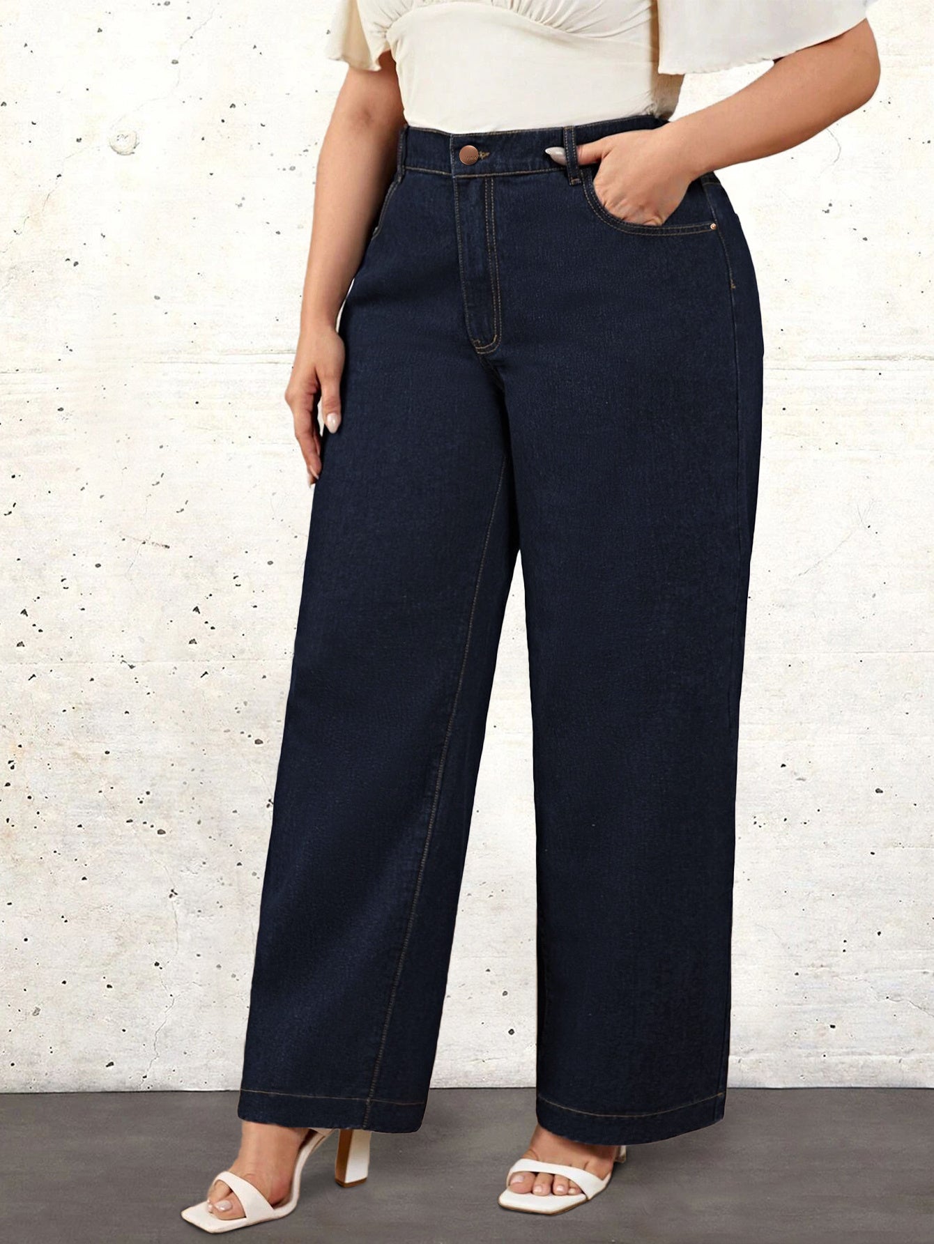 K.1978 Women'S Plus Size Casual Denim Jeans, 68.5% 25.7% Polyester 4.3% Viscose 1.5% Elastane, Medium Stretch, Միաձույլ գույն, Երկար երկարություն, Zipper Fly, Ուղիղ ծայր, Բոլոր սեզոնային լայն ոտքերի շալվարը կտրատած գրպաններով
