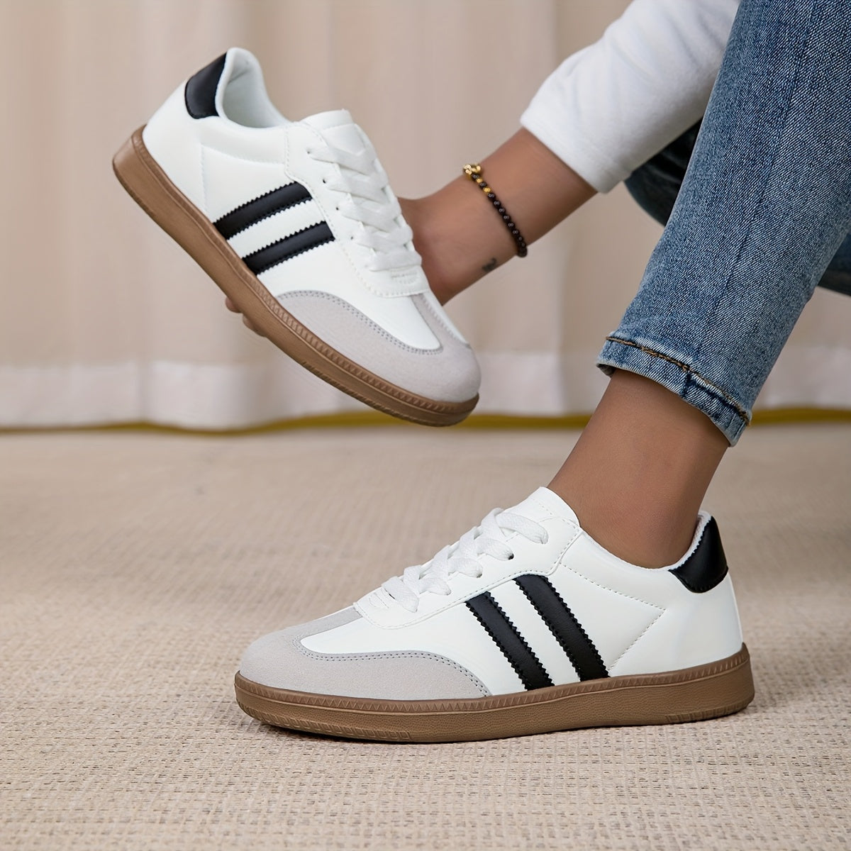 Women'S Fashion Spring Flat Shoes, Casual Microfiber Low Top Sneakers with Round Toe, Lace-Up Slip-Resistant All-Season Footwear, MD Sole, Fabric Inner & Insole