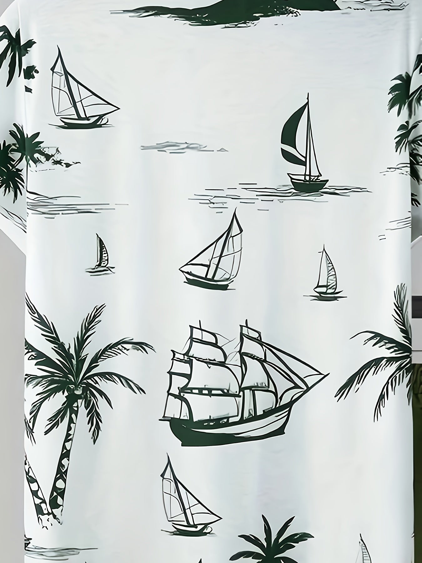 2pcs Summer Casual Everyday Men'S Short Sleeve Shorts Set Hawaiian Print Men'S T-shirt Outdoor Sports Men'S Beach Shorts