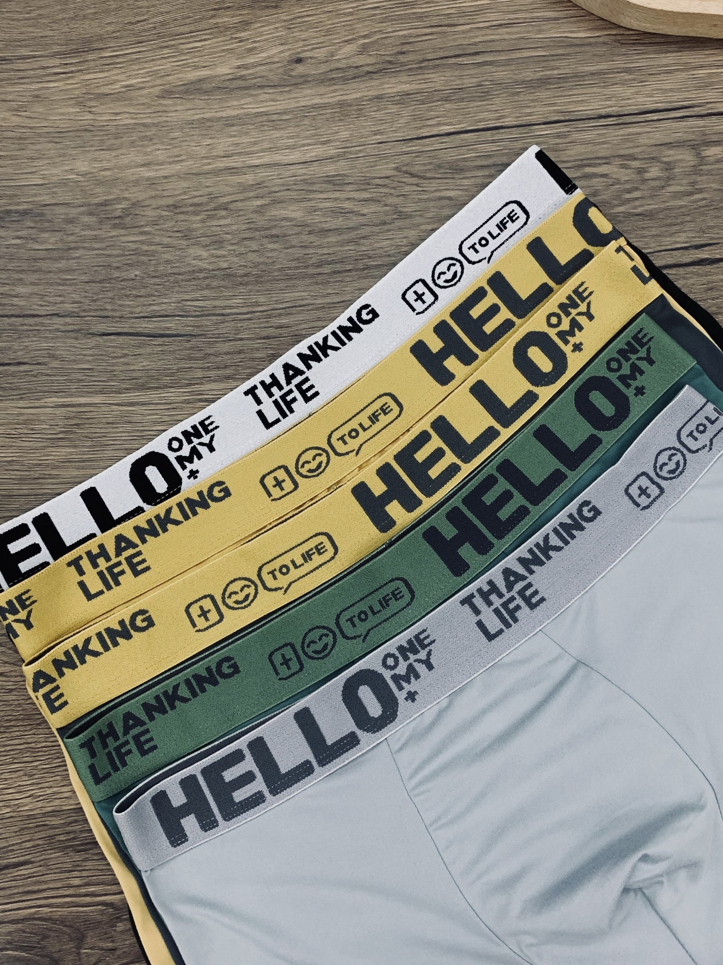 Տղամարդկանց HELLO Boxer Briefs 1/3 հատ, շնչող փափուկ պոլիեսթեր սպանդեքս, պինդ գույնի պատահական ներքնազգեստ բոլոր եղանակների համար