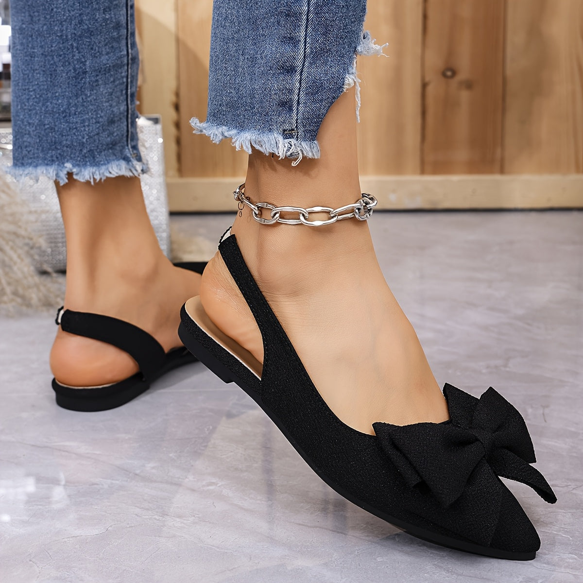 Women's Fashion Bow-Knot Flat Sandals, Casual Versatile Slip-Ons with Pointed Toe, Fabric Upper and Rubber Sole for All Seasons, Ladies Sandals