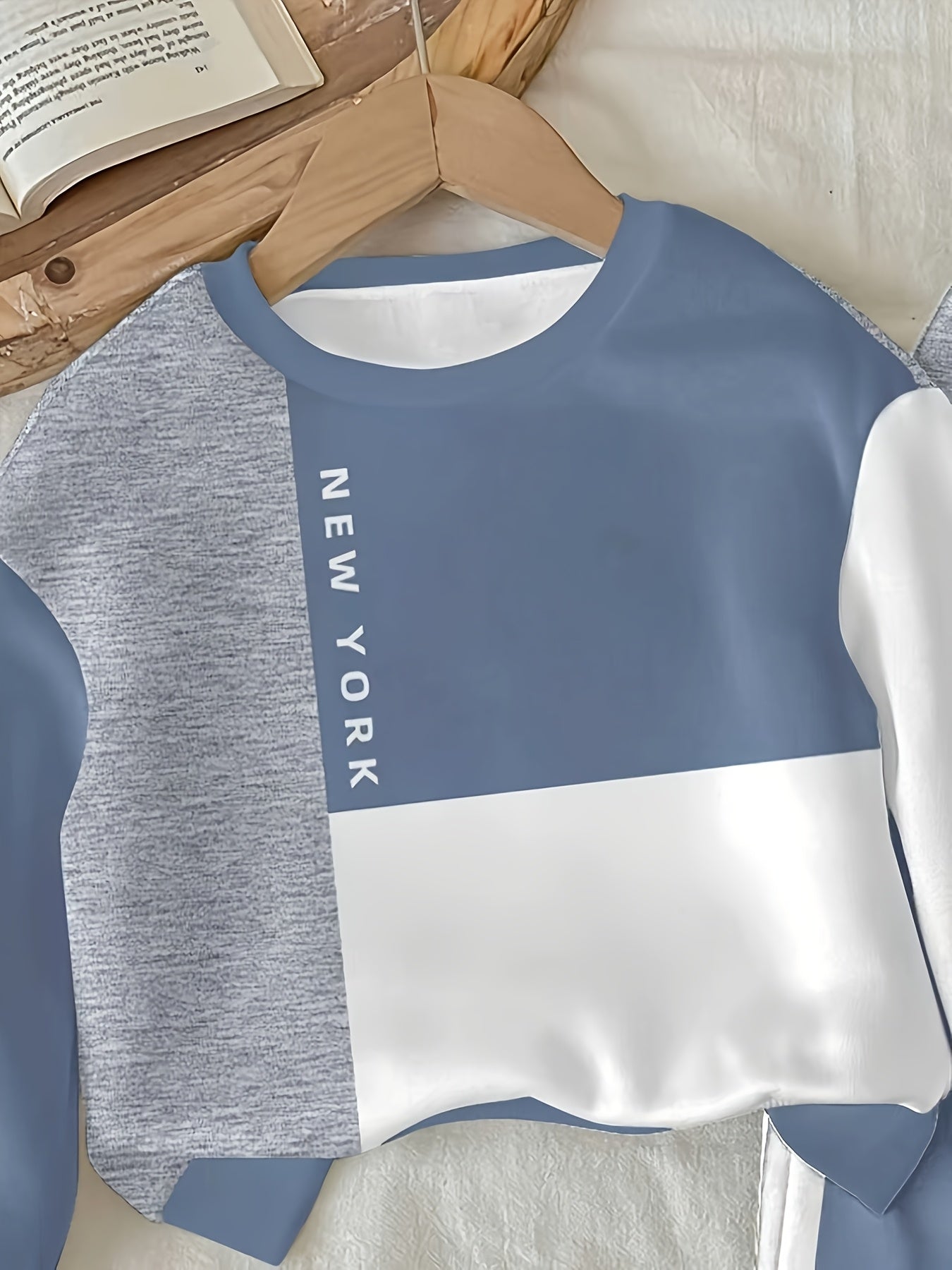 Baby Boy Color Block Sweatshirt and Pants Set for Spring/Fall