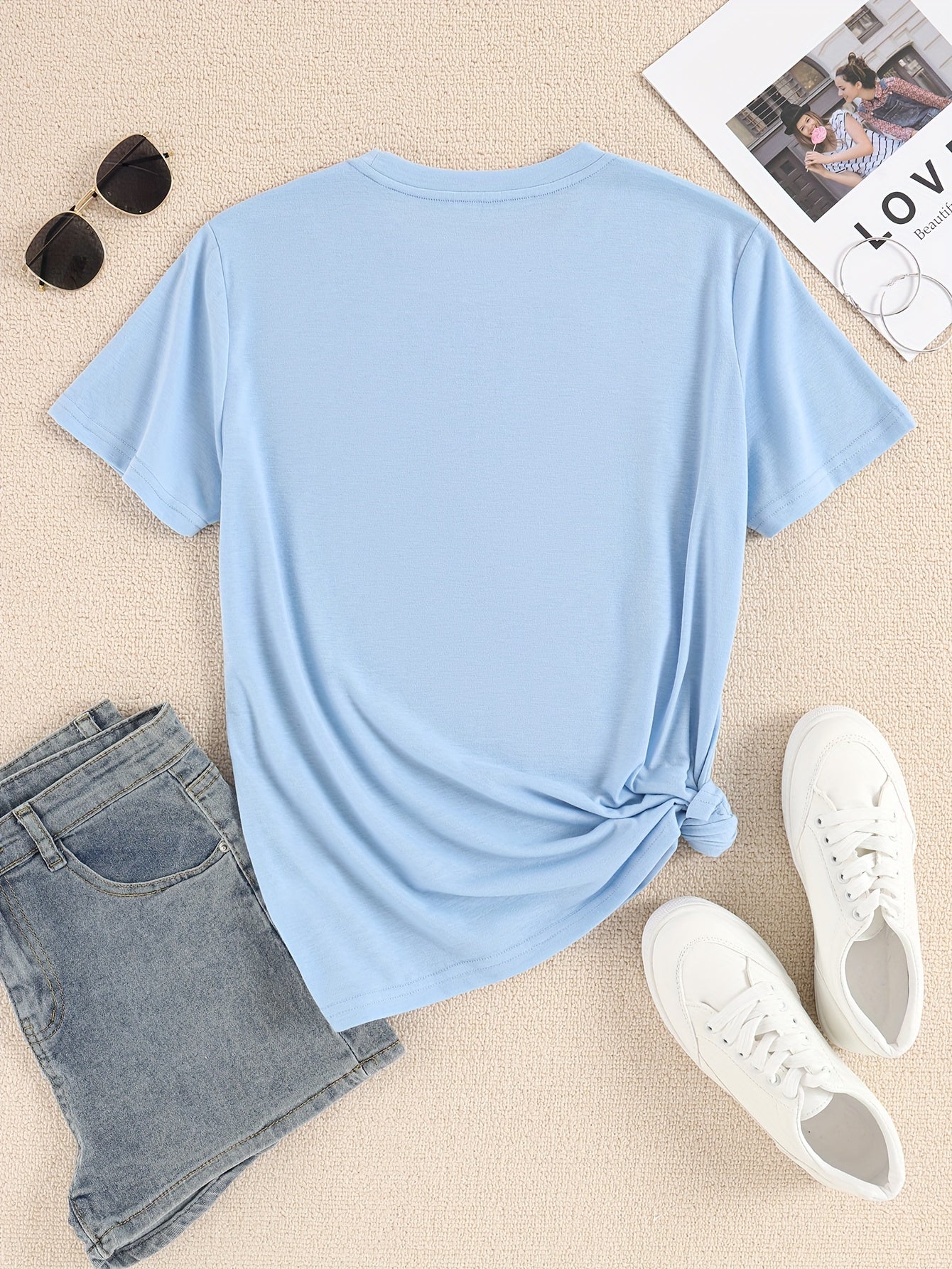 Women's Casual Athletic T-Shirt, Graphic Heart Print, Short Sleeve, Round Neck, Summer & Spring Fashion