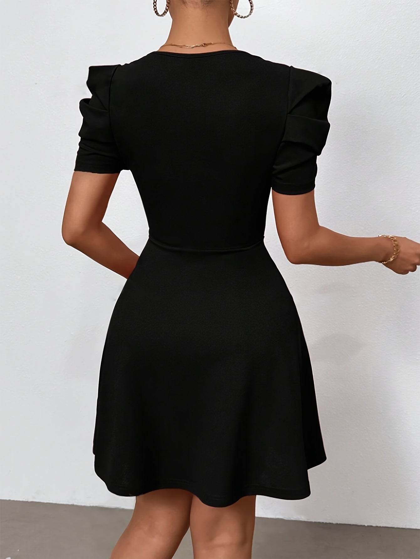 Elegant Heart Neck A-line Dress, Polyester Elastane Blend, Solid Color, All Season, Women'S Clothing