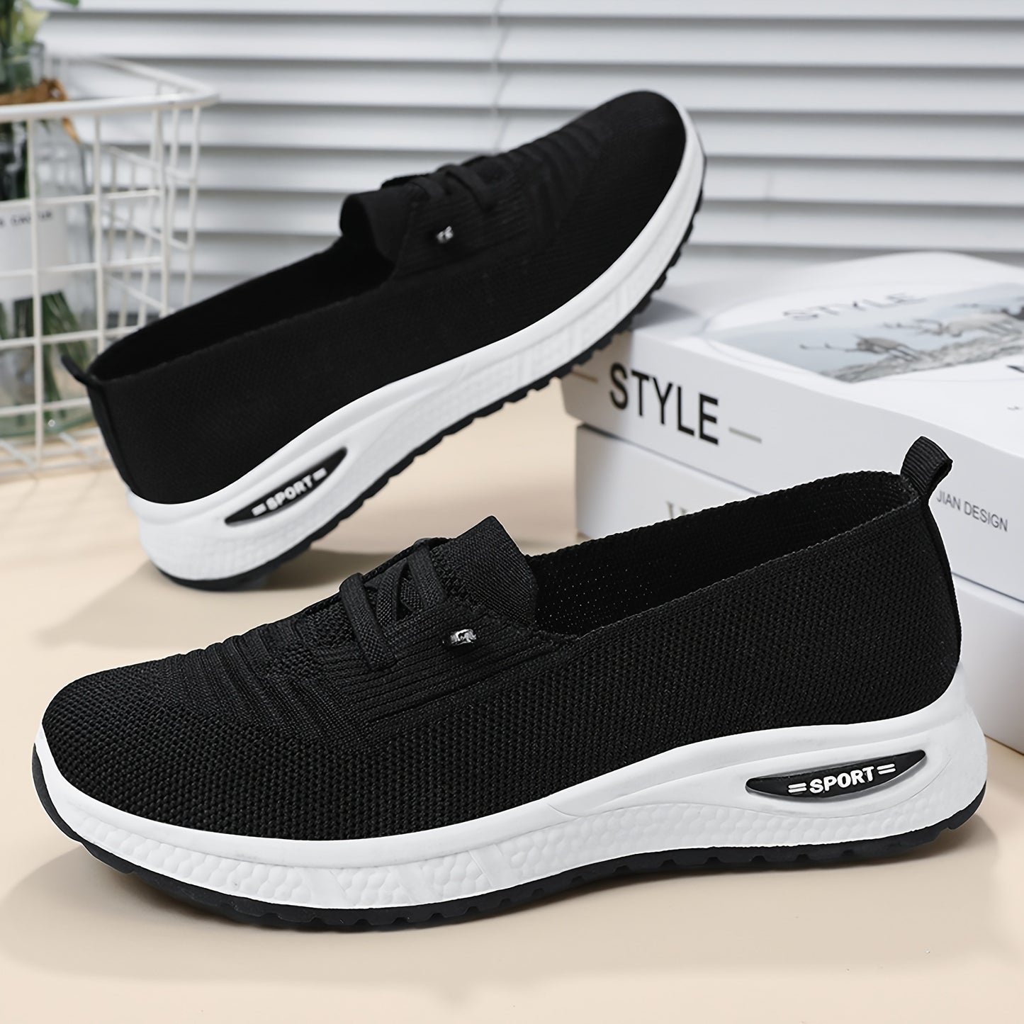 Women's Casual Slip-On Shoes, Simple and Versatile Sports Slip-On Shoes, Knitted Upper