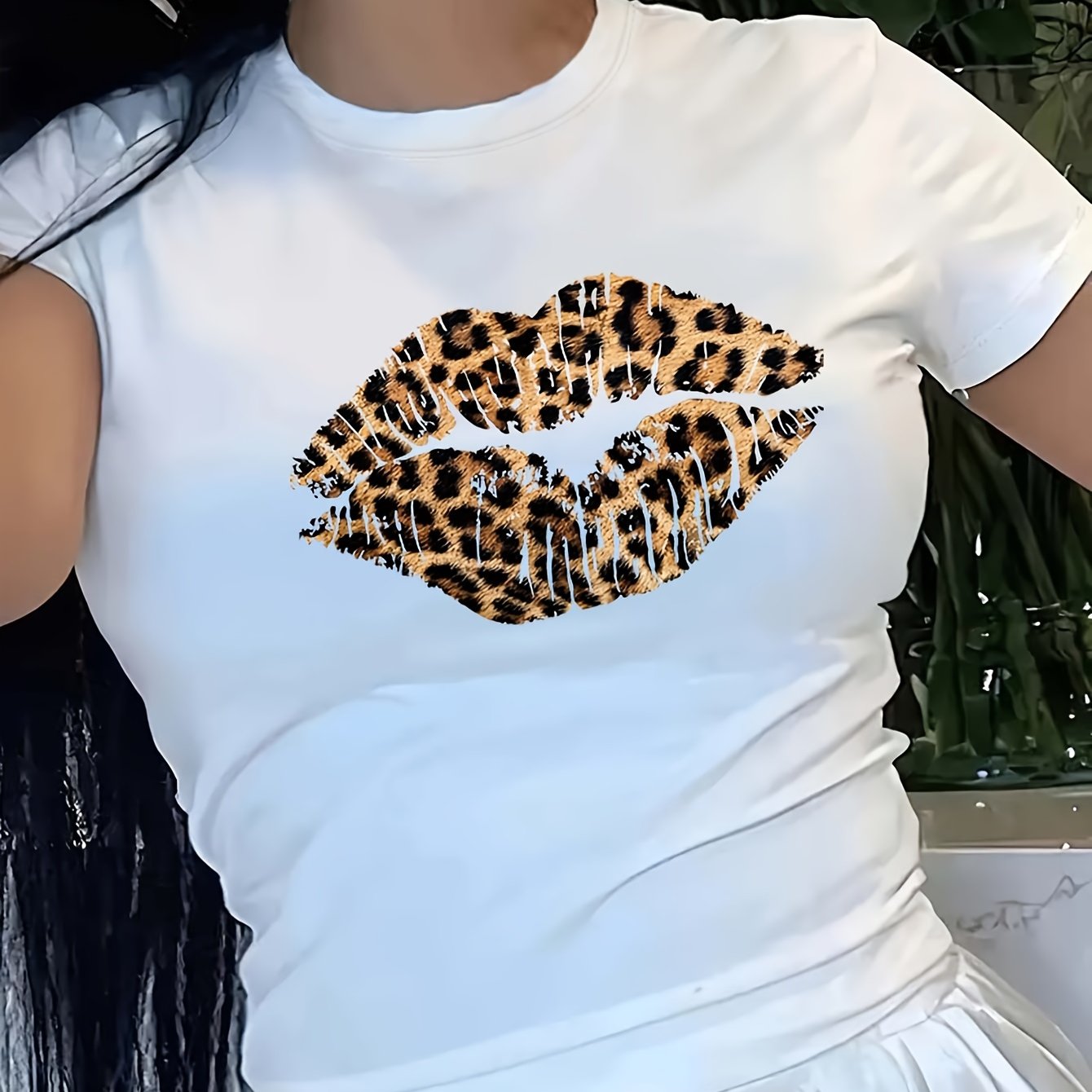 Leopard Lip Print Crew Neck T-shirt, հարմարավետ կարճաթև վերնաշապիկ ամառային և գարնան համար, կանացի հագուստ