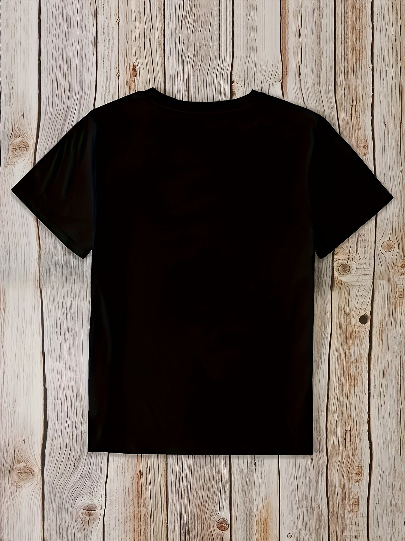 Women's Casual Geometric Pattern Cotton T-Shirt - Short Sleeve