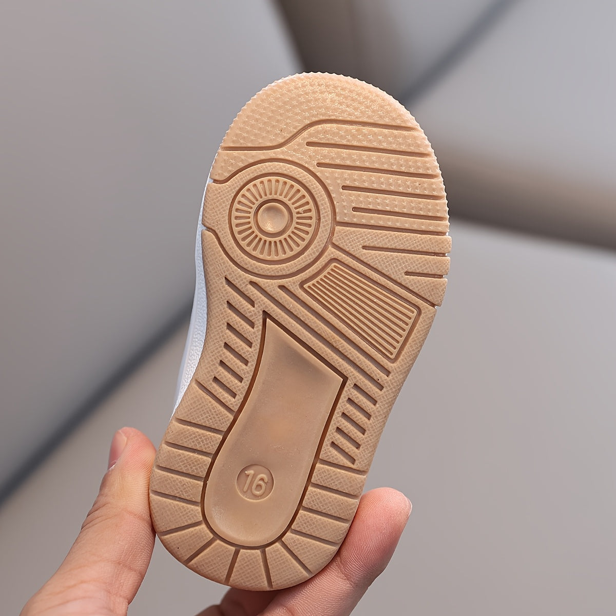 Spring And Autumn Children'S Walking Shoes, Breathable Soft-Soled Shoes for Boys And Girls, Anti-Slip And Collision-Resistant Ultra-Fiber Baby Shoes.