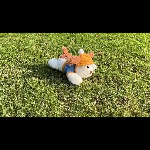 Սիրուն փափուկ խաղալիք շան տեսքով, իդեալական է գրկախառնվելու համար։ Այս փափուկ խաղալիք կենդանին ծառայում է որպես դեկորատիվ բարձ և հիանալի ընկերակից է։ Հիանալի է որպես նվեր ծննդյան և տոների համար սիրելիների համար։