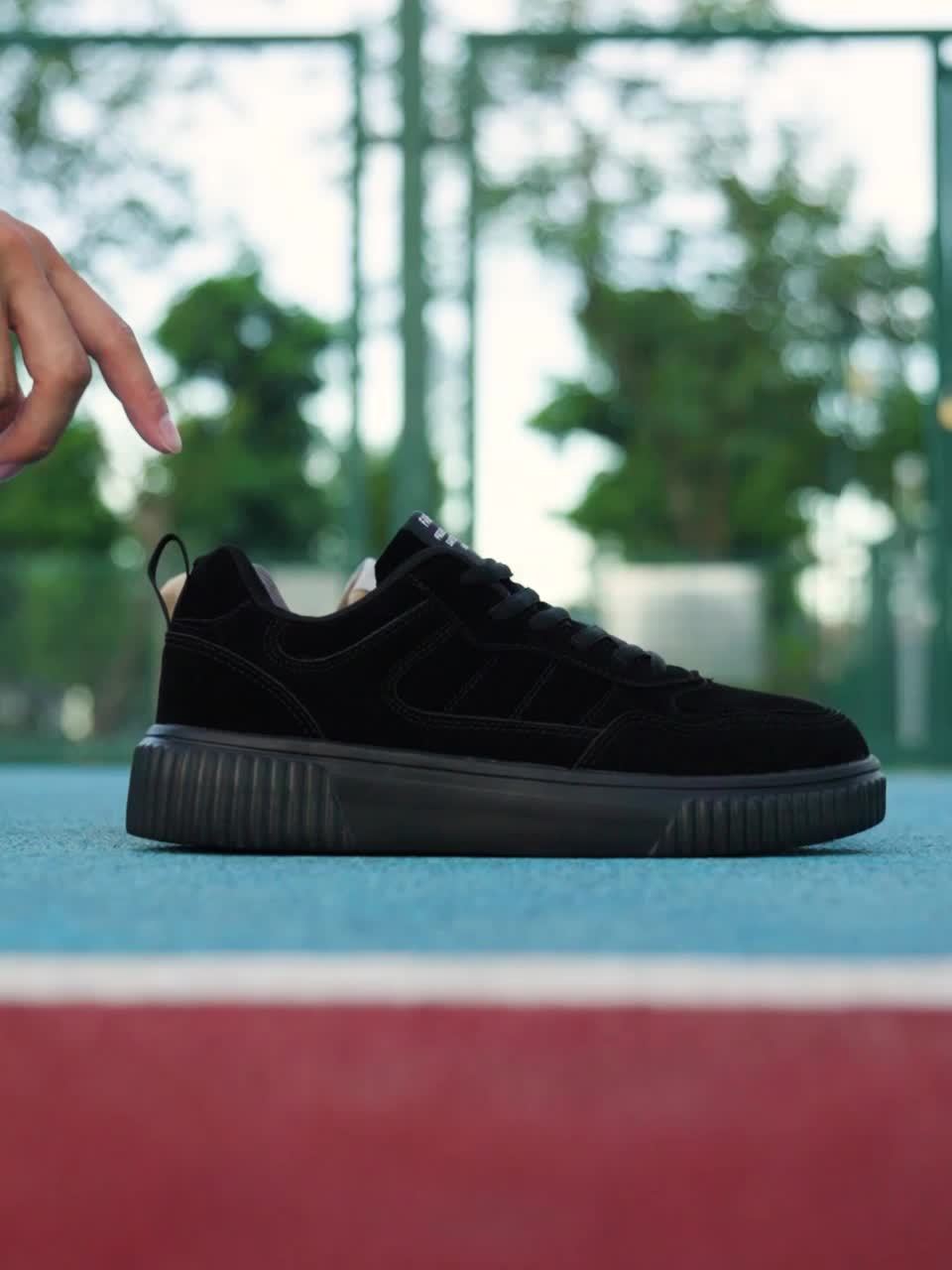 Men's Fashionable Lace-Up Sneakers - Casual & Sporty, Non-Slip, All-Season Wear with Comfortable EVA/Fabric Insole