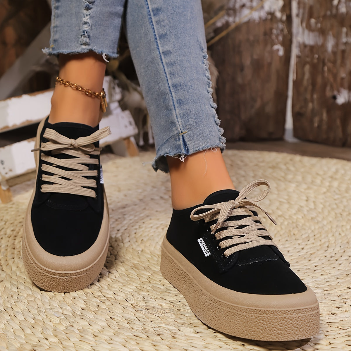 Women's Casual Lace-Up Shoes, Low-Top Round Toe, Black PVC Sole