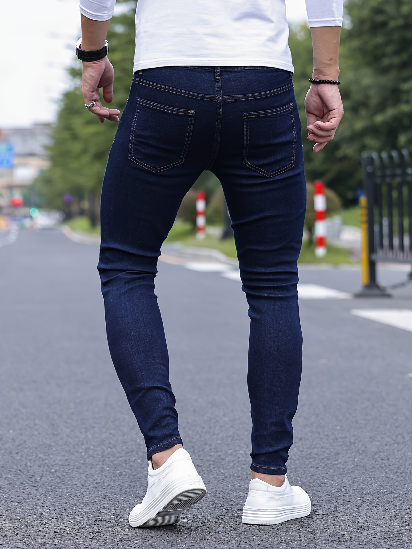 Slim Fit Chic Jeans, Men's Casual Street Style All Match Stretch Denim Pants With Pockets