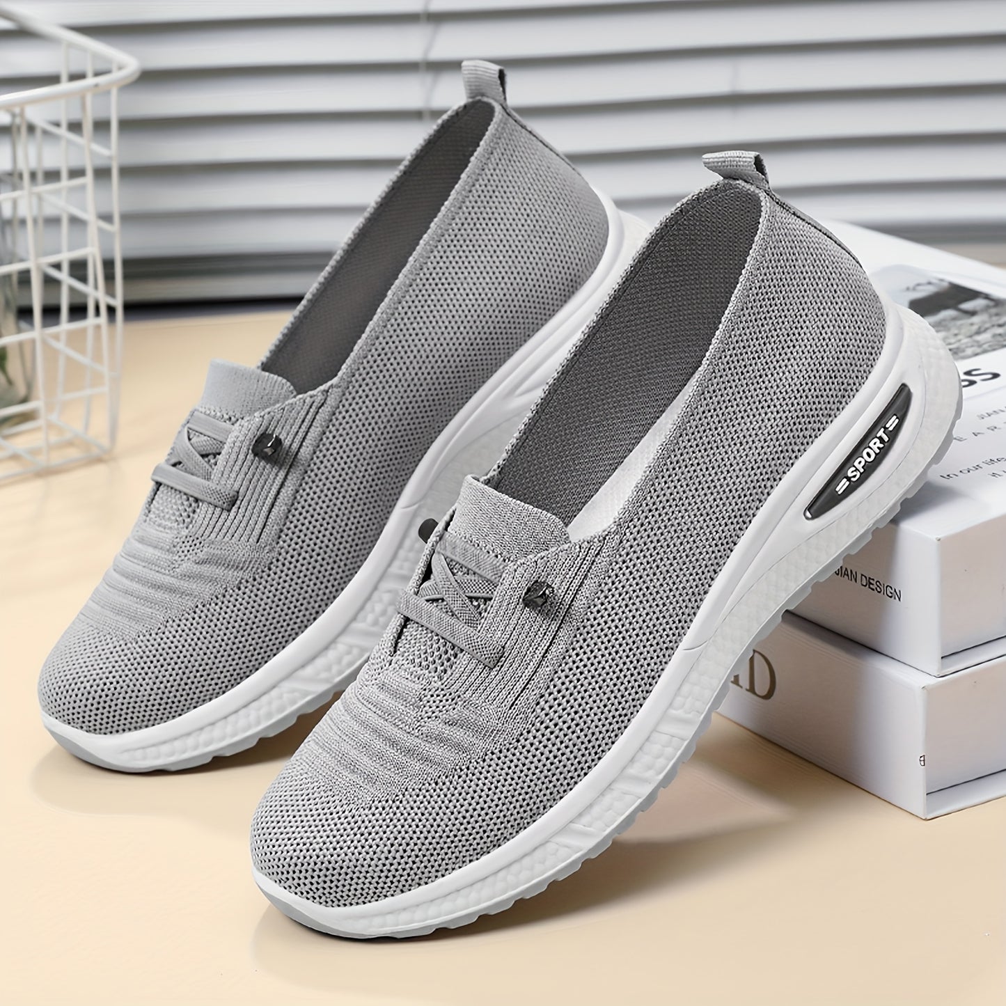 Women's Casual Slip-On Shoes, Simple and Versatile Sports Slip-On Shoes, Knitted Upper