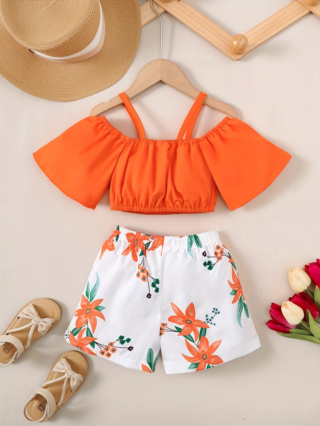 Girls' Shorts Set Two-piece Set Summer Casual Vacation Style Romantic Floral Print Shorts Set Girls' Summer Cool Off-the-Shoulder Strap Top + White Print Shorts Two-piece Set