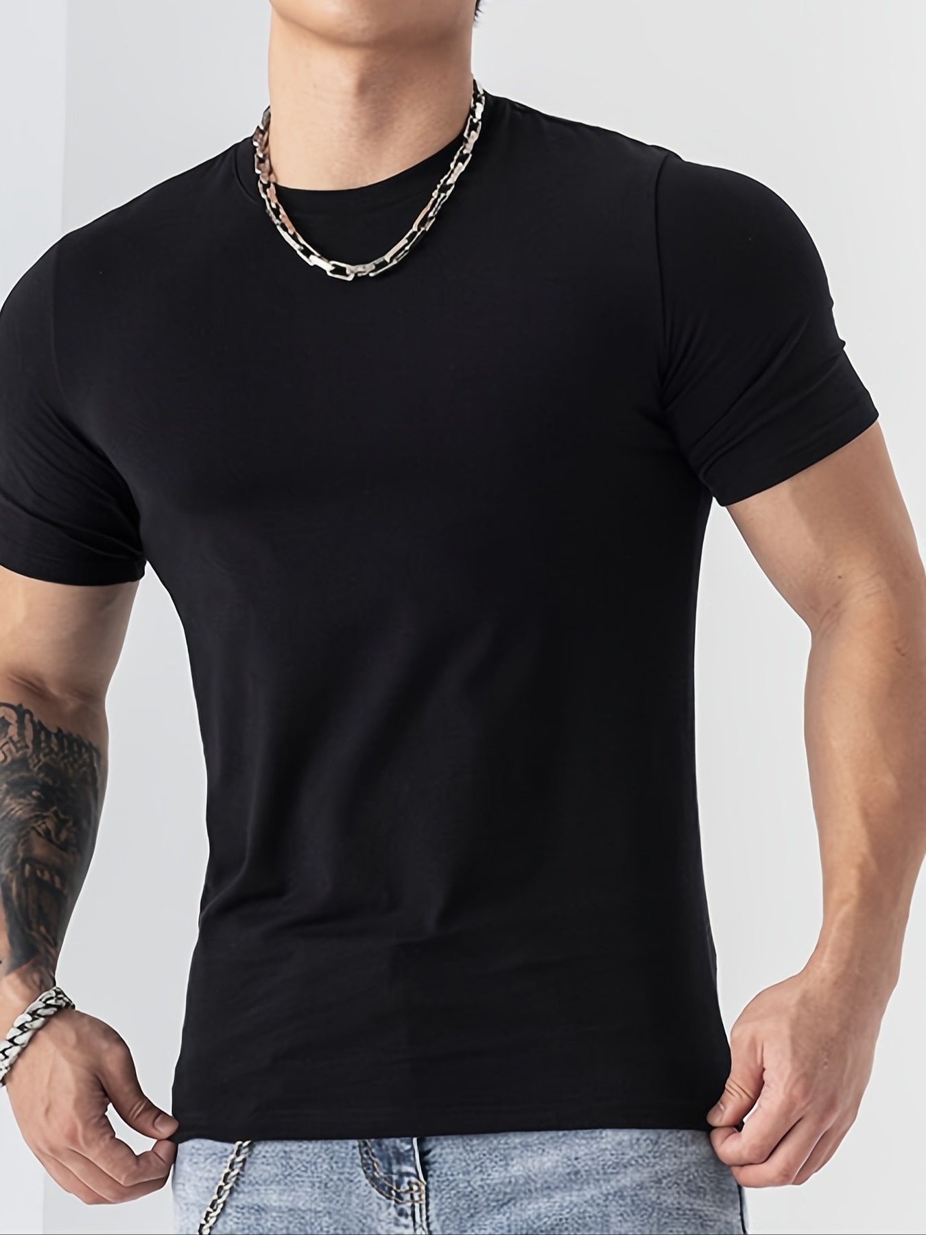 Men's Summer Athletic T-Shirt - Moisture-Wicking Stretch Fabric Slim Fit Round Neck Short Sleeve Tee for Gym, Running, Training - Solid Color Black, Gym Apparel Machine Washable Top, Gym Shirts