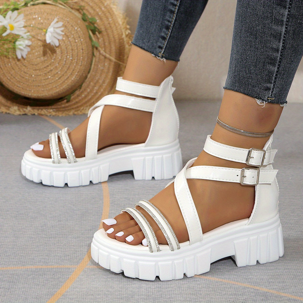 Women'S Summer Chunky Platform Sandals - Open-Toe Design with Adjustable Buckle Straps, White Faux Cover Thick TPR Sole for Beach, Casual Everyday Wear, Strappy Sandals, Beach Footwear, Stylish Footwear, Durable Footwear