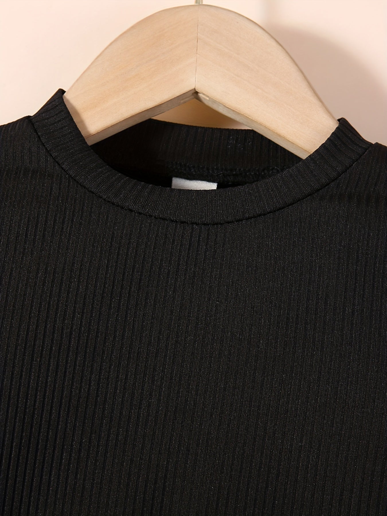 Youngsters Girls Ruffle Tee & Houndstooth պրինտ կիսաշրջազգեստ և գլխարկ