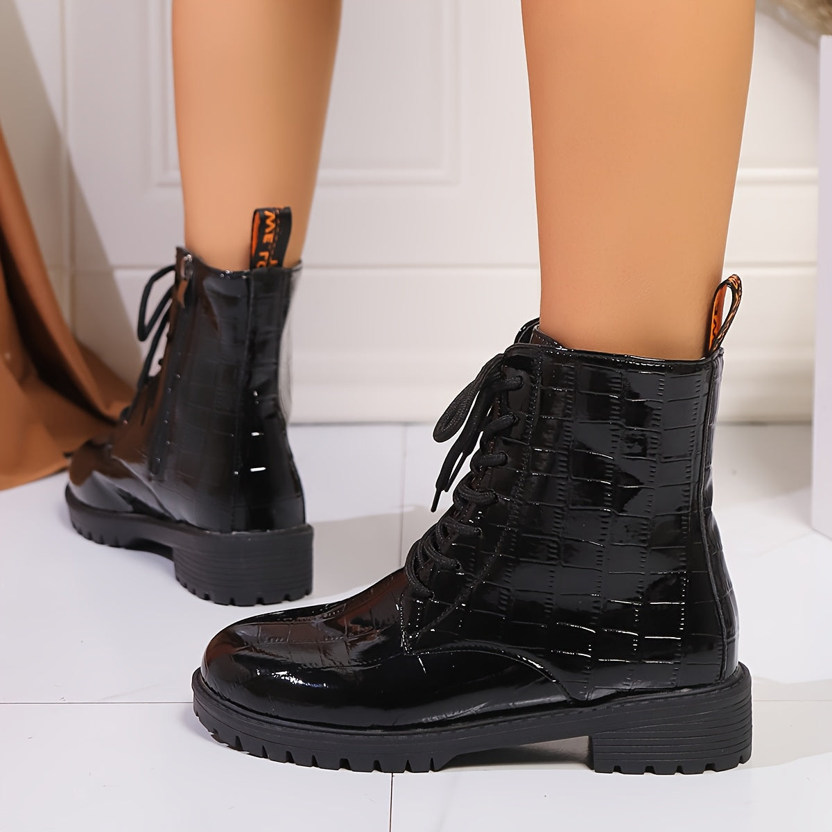 1pr European/American Style Women'S Mid Heel Platform Boots - Casual Round Toe PU Crocodile Pattern with Zipper Closure, All-Season Fashion Ankle Booties with Block Heel and Fabric Insole