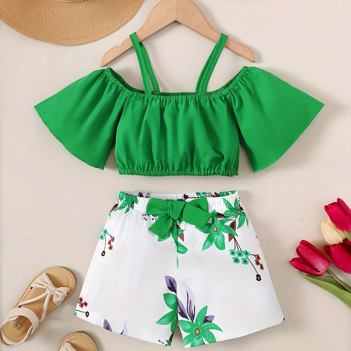 Girls' Shorts Set Two-piece Set Summer Casual Vacation Style Romantic Floral Print Shorts Set Girls' Summer Cool Off-the-Shoulder Strap Top + White Print Shorts Two-piece Set