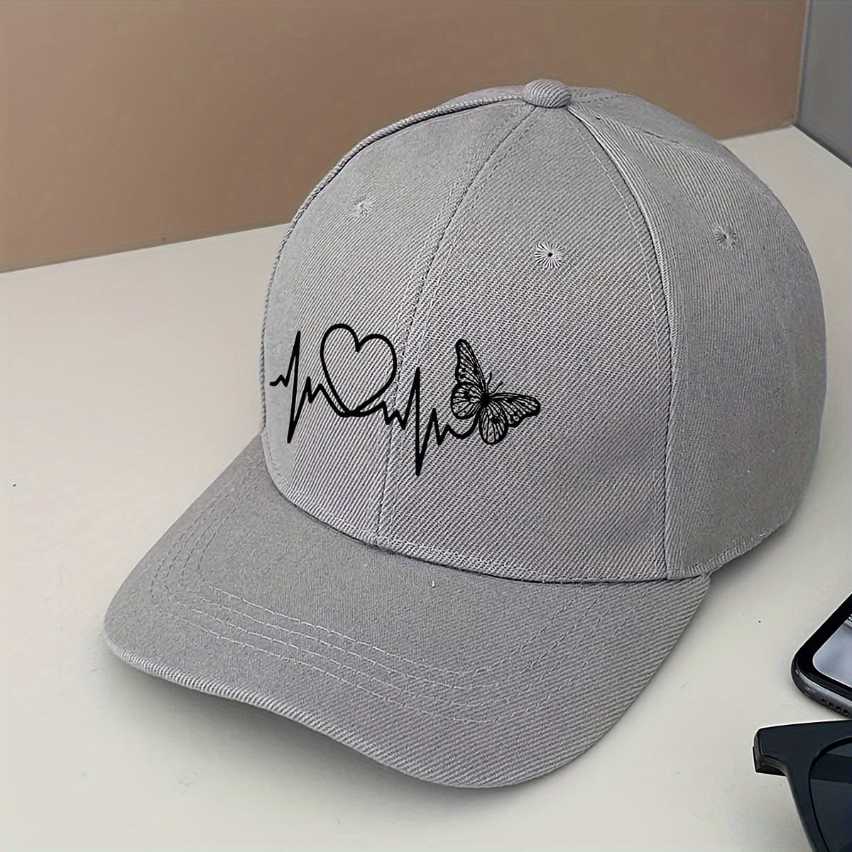 White Butterfly Heartbeat Baseball Cap, Simple Unisex Sports Hat, Sun Protection Outdoor Adjustable Cap