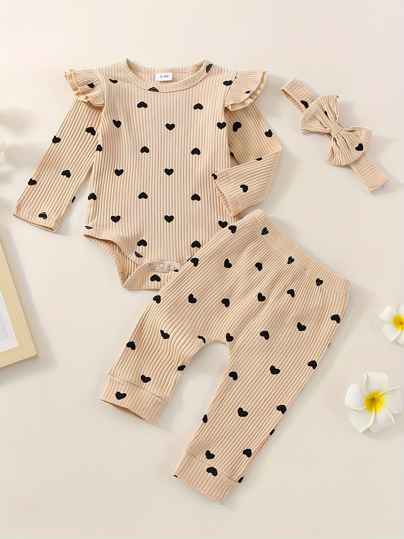 3pcs Baby Girl Outfit Set, Cute Ribbed Ruffle Long Sleeve Romper & Pants, 95% Cotton 5% Spandex, Crew Neck Pullovers, Solid Color, Regular Fit, No Belt, Fall/Winter Knit Fabric, 0-18 Months, for Outdoor