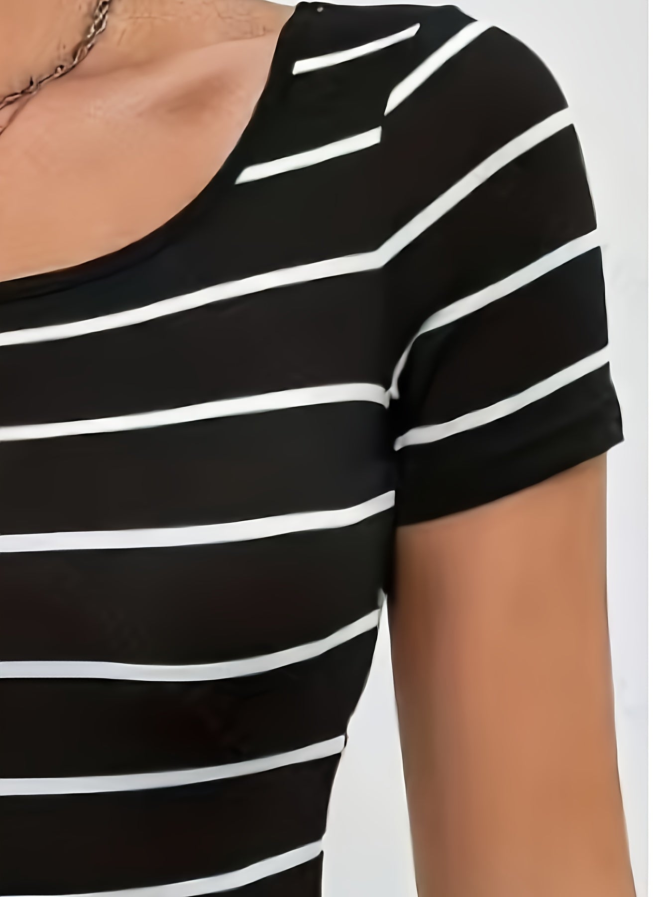 Women'S Elegant Black & White Striped Short Sleeve Top - Crew Neck, Stretchy Polyester Blend, Machine Washable, Perfect for Spring/Summer/Fall Casual Wear, Ladies T Shirts