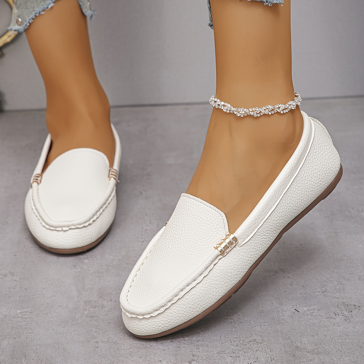 Women's Fashion Solid Color Round Toe Flats, All-Season Slip-On Loafers with Breathable Flannel Lining and TPR Sole