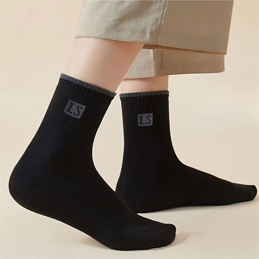 5/10 Pairs Of Men's Trendy Solid Crew Socks, Spring and Fall Breathable Comfy Casual Socks for Men's Outdoor Wearing All Seasons Wearing