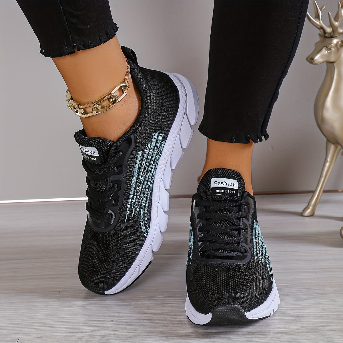 Women's Casual Mesh Breathable Running Shoes, Lightweight Soft Soled Outdoor Travel Sneakers