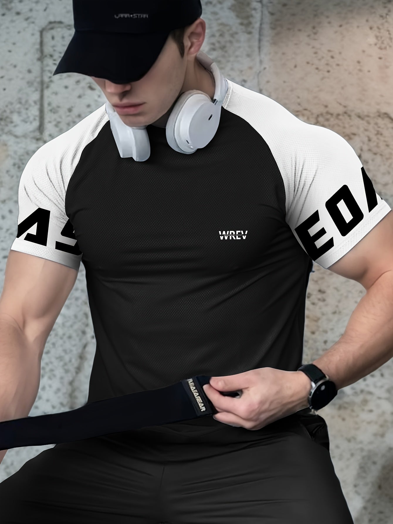 Men's Quick-Dry Breathable Mesh Sports T-Shirt - Summer Gym Workout Top with Contrast Black White Sleeves for Man Letter Print, Slim Fit for Running Training Casual Wear, Breathable Running Gear Sporty Casual Tee Mesh