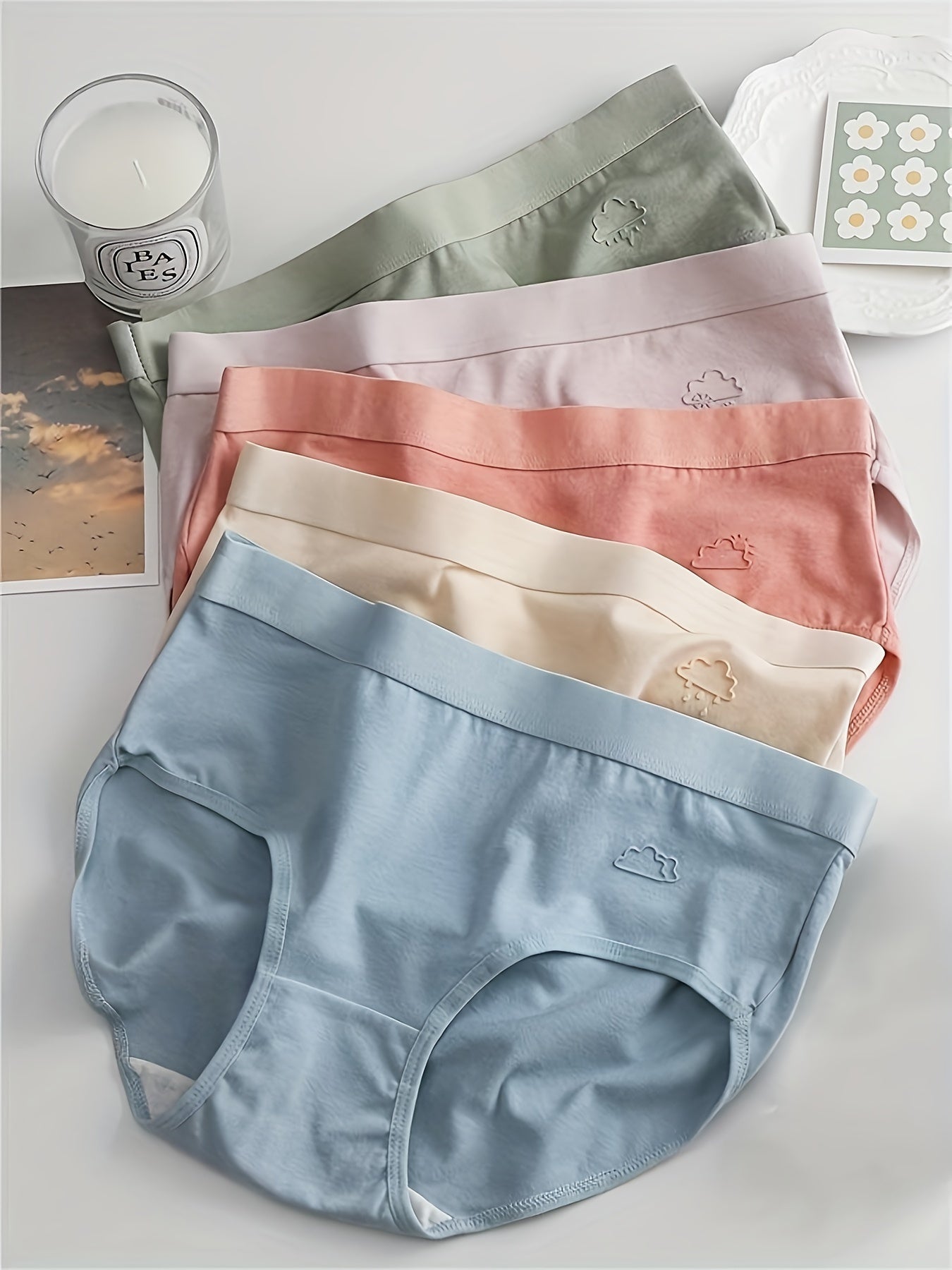 5pcs Solid Briefs, Simple Comfy Breathable Stretchy Intimates Panties, Women's Lingerie & Underwear
