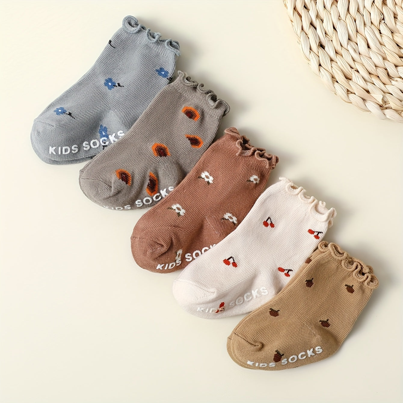 5 Pairs of Baby Girls Solid Color Four Seasons Jacquard Short Socks with Wooden Ears And Glue for Anti-Slip