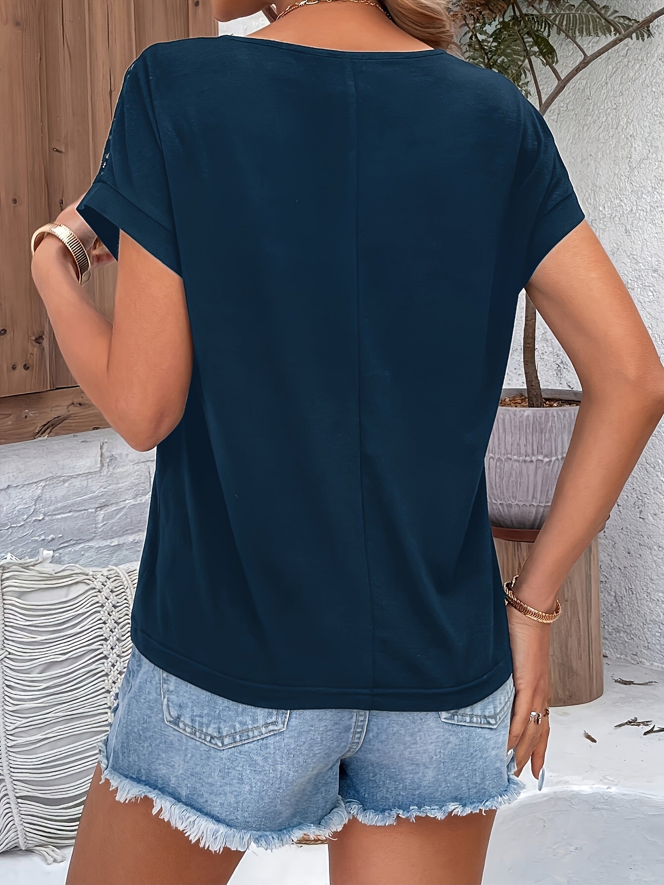 Vacation Style Lace Batwing Short-Sleeve T-Shirt