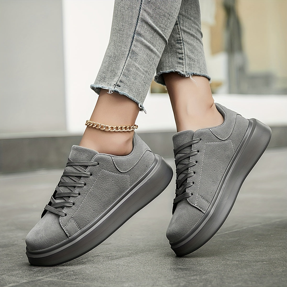 Women's Retro-Inspired Solid Color Lace-Up Sneakers - Lightweight, Comfortable & Durable Casual Sneakers for All Seasons