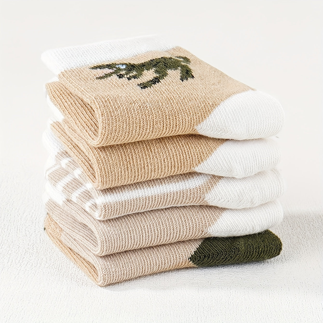 5 Pairs of Youngsters and Youngsters Socks for Boys and Girls, Breathable and Sweat-absorbing Socks for Youngsters, Suitable for Home Wear All Seasons
