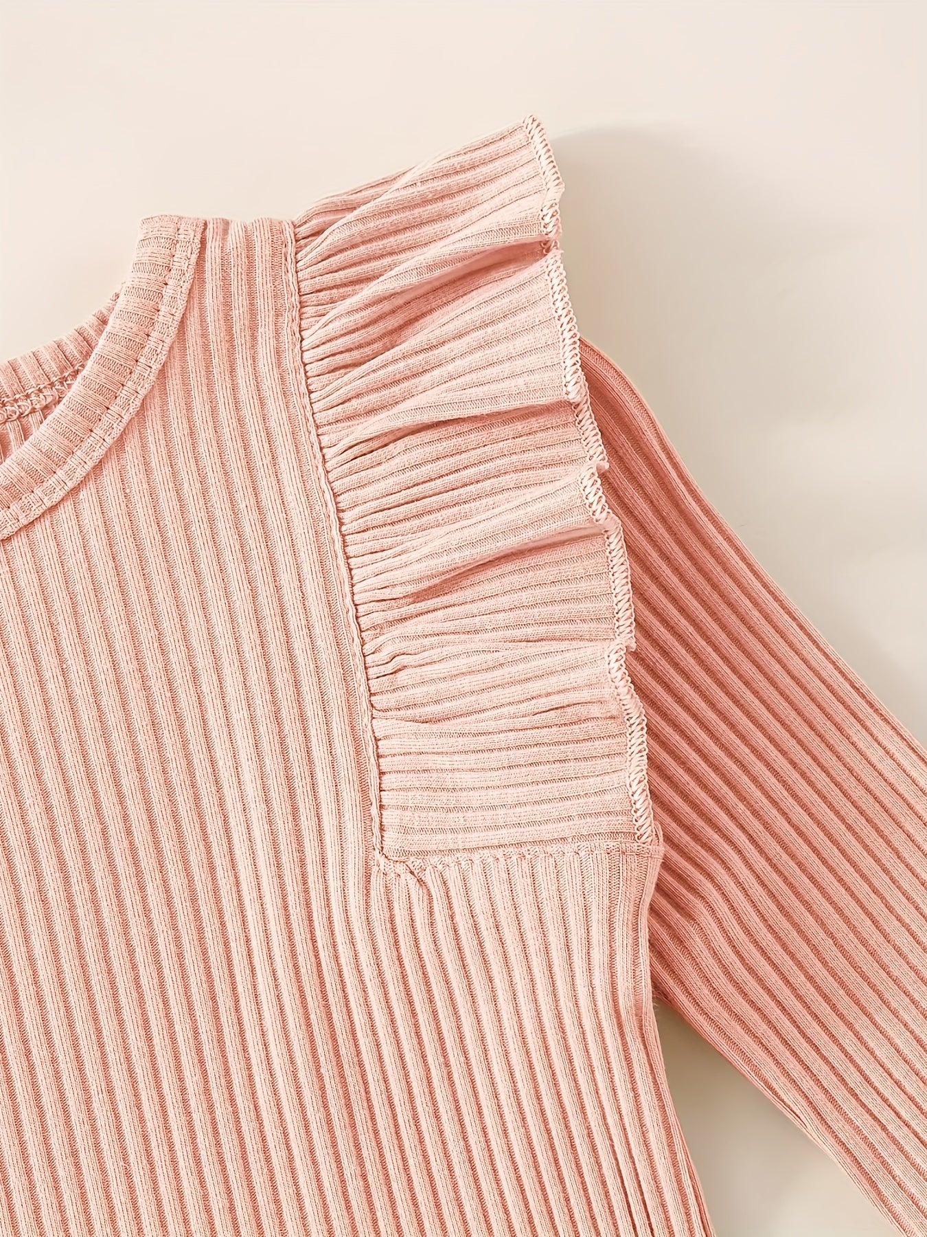 3pcs Baby Girl Outfit Set, Cute Ribbed Ruffle Long Sleeve Romper & Pants, 95% Cotton 5% Spandex, Crew Neck Pullovers, Solid Color, Regular Fit, No Belt, Fall/Winter Knit Fabric, 0-18 Months, for Outdoor