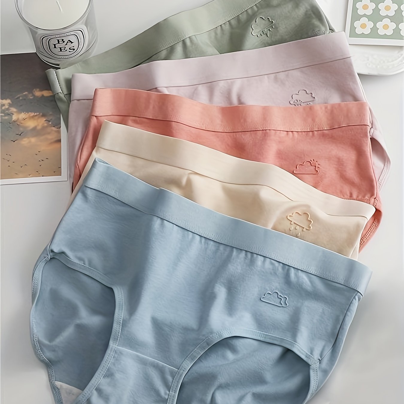 5pcs Solid Briefs, Simple Comfy Breathable Stretchy Intimates Panties, Women's Lingerie & Underwear